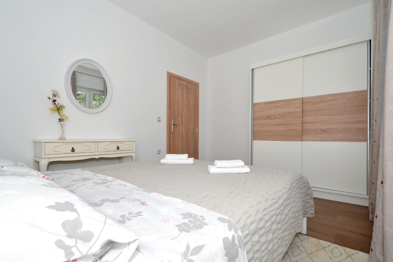 Apartment Una Seget Vranjica Eksteriør bilde